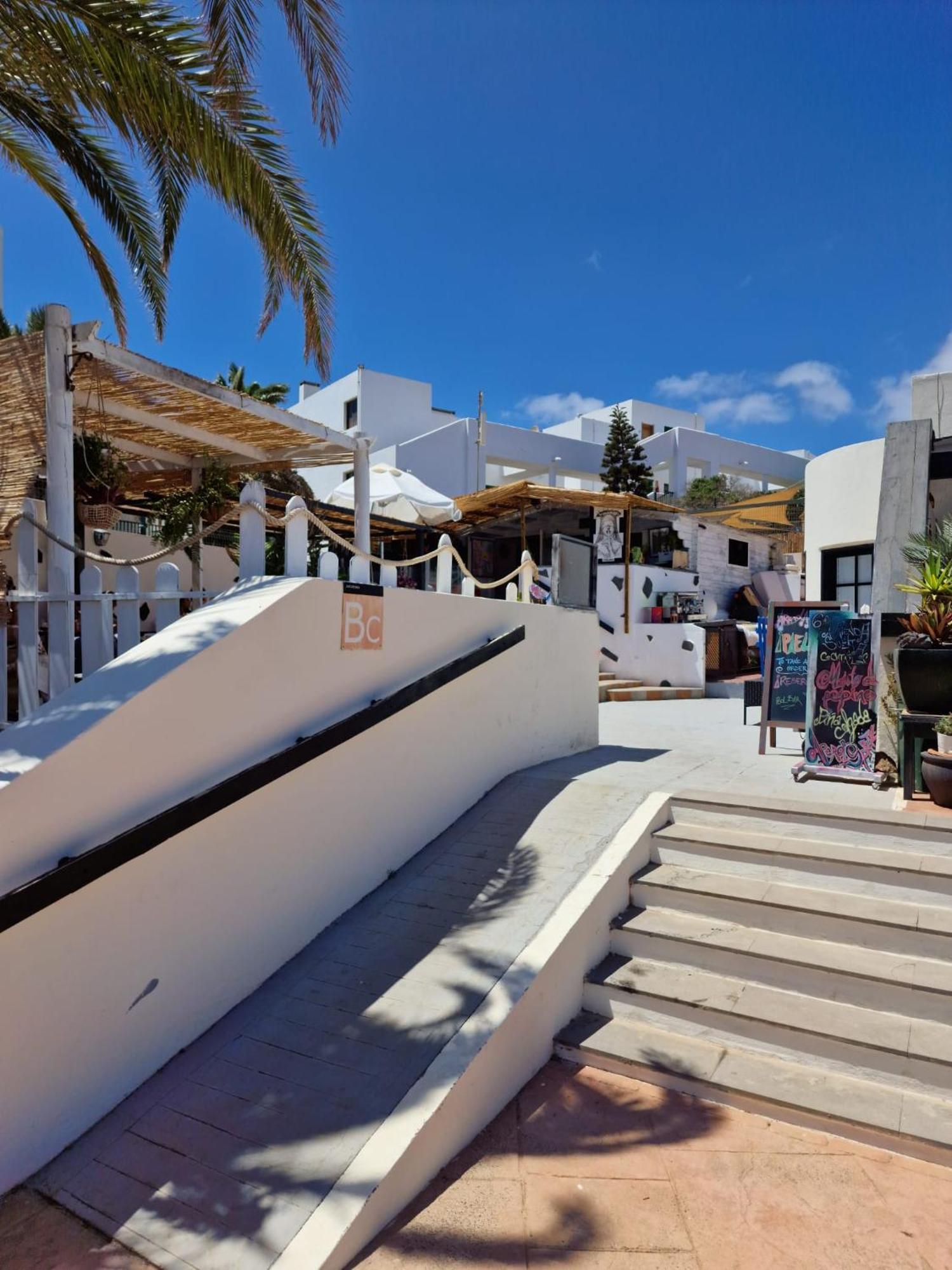 Rockbeach Bungalow Costa Teguise Ngoại thất bức ảnh